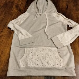 Niu Niu Jis Fu Shi Crochet Grey Hoodie Size Small